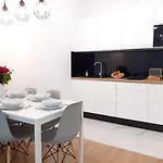 Vista Spire Apartment