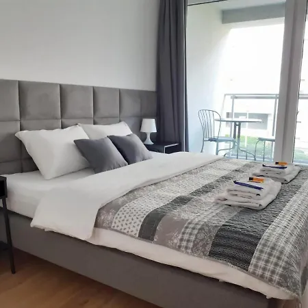 Vista Spire Apartment