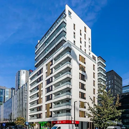 Apartman Vista Spire- Free Underground Parking - Center - Self Check-in Varsó