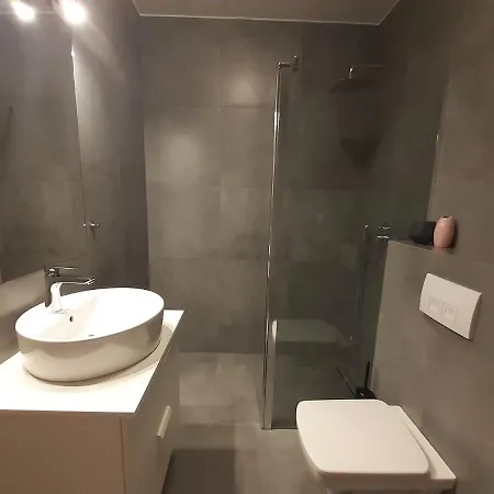 Vista Spire- Free Underground Parking - Center - Self Check-in Apartman Varsó
