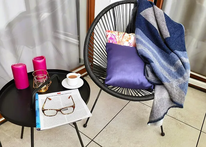 Vista Spire Apartment